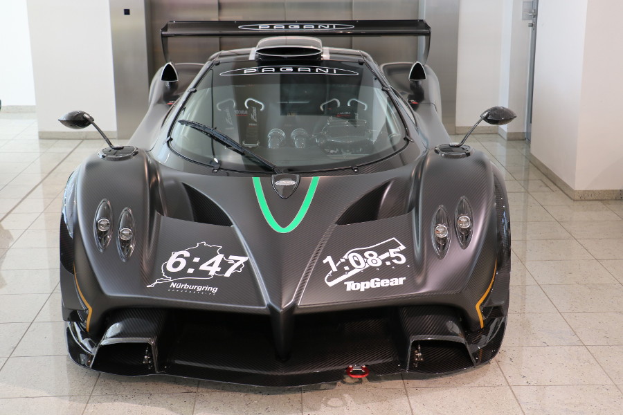 Pagani Zonda R